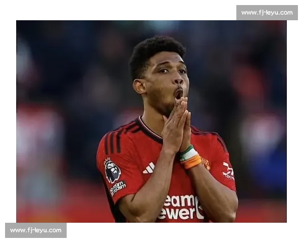 迪亚洛续约曼联！科特迪瓦飞翼化身红魔新拳王，锋线暴力美学再升级