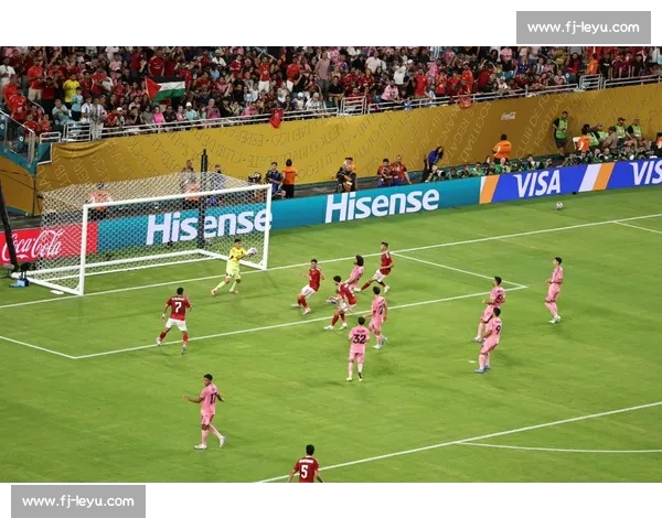 海信百吋大屏世俱杯突围：技术密码如何成就全球领跑者